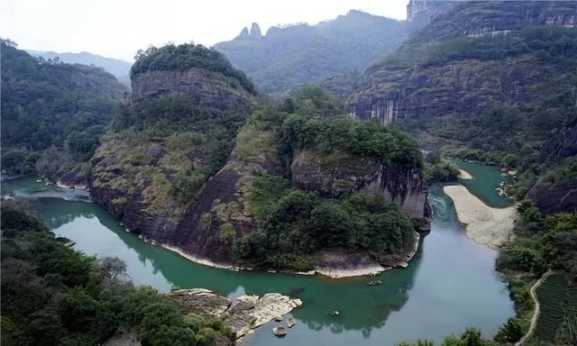 福建武夷山旅游攻略_福建旅游必去景点武夷山_福建攻略旅游武夷山路线