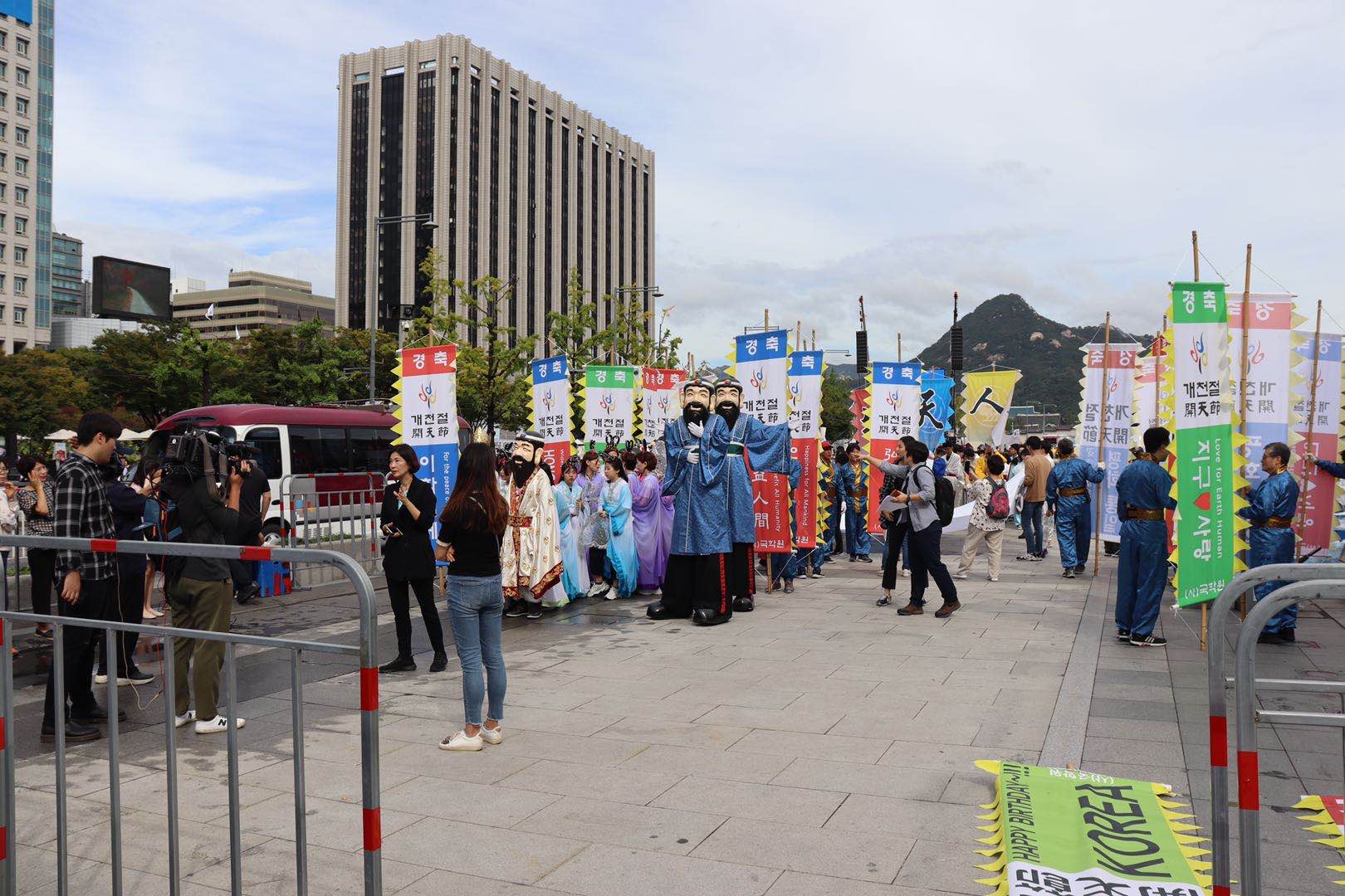 首尔旅游攻略素材_首尔旅游攻略 书_首尔红灯区旅游攻略