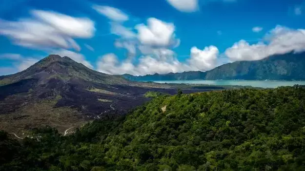 巴厘岛还是沙巴好玩_塞班和巴厘岛哪个好玩_巴厘岛好玩的景点