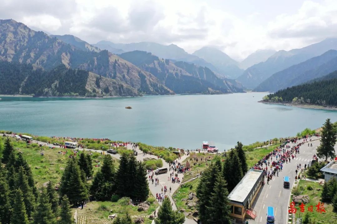 乌鲁木齐天池旅游攻略_天山天池旅游攻略_天池和天山大峡谷