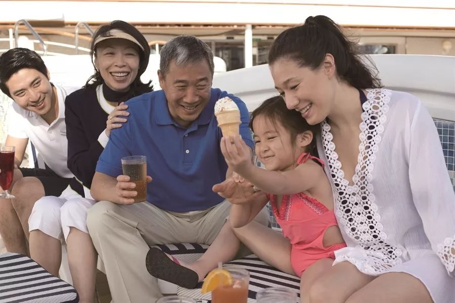 老人出国旅游 邮轮_老年人出境游轮旅行_出国邮轮老人旅游怎么办