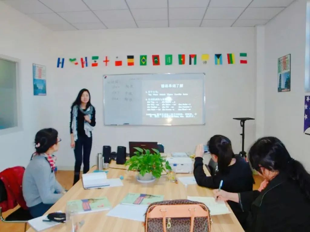 出国旅游应急俄语_出国旅游应急俄语_出国旅游应急俄语