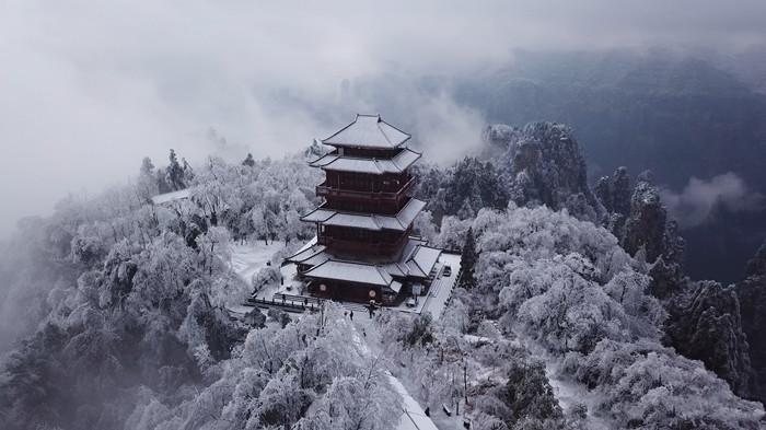 张家界天门山森林公园简介_张家界天门山森林公园地址_张家界国家森林公园和天门山哪个好玩