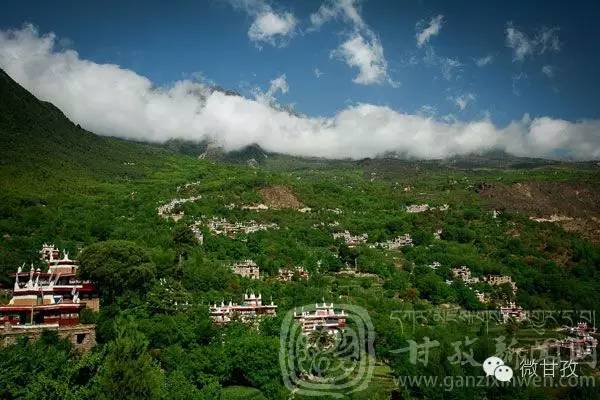 甲居藏寨旅游攻略_丹巴·甲居藏寨摄影攻略_丹巴藏寨旅游攻略