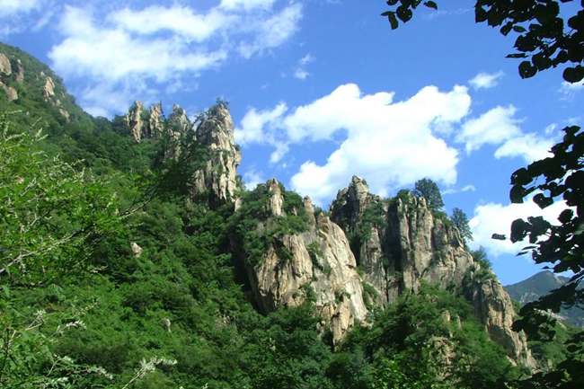 怀柔青龙峡旅游攻略_怀柔青龙峡景区电话_怀柔青龙峡景区门票多少钱