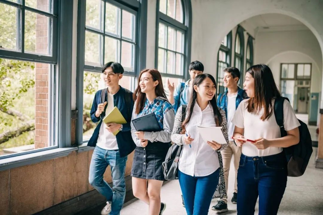 一个人出国旅游_出国旅游个人情况说明范文_出国旅游个人怎么办签证