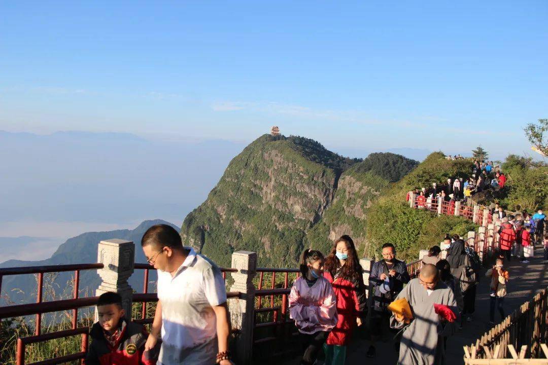 武当山山上民宿_武当山山上住宿价格_武当山旅游攻略 2日游山上住宿