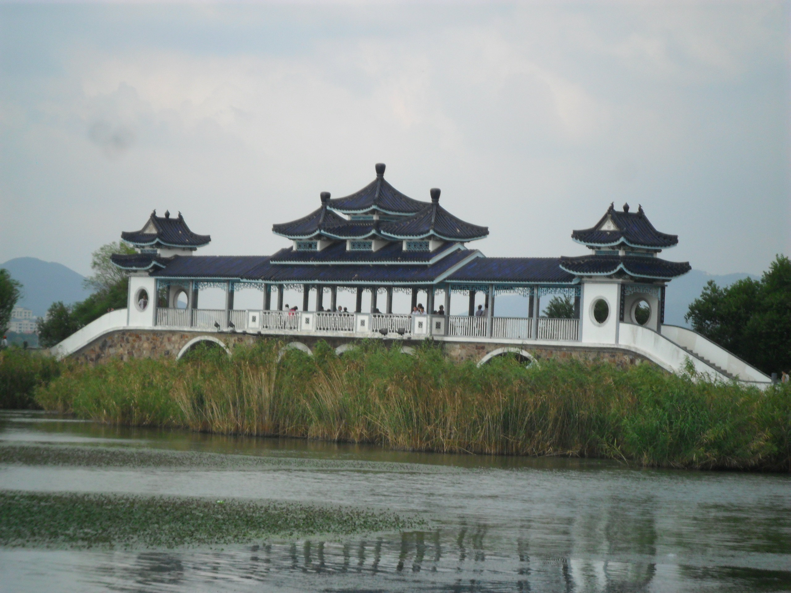 吉首周边哪里景点好玩_九华山周边好玩景点_上海周边好玩的景点