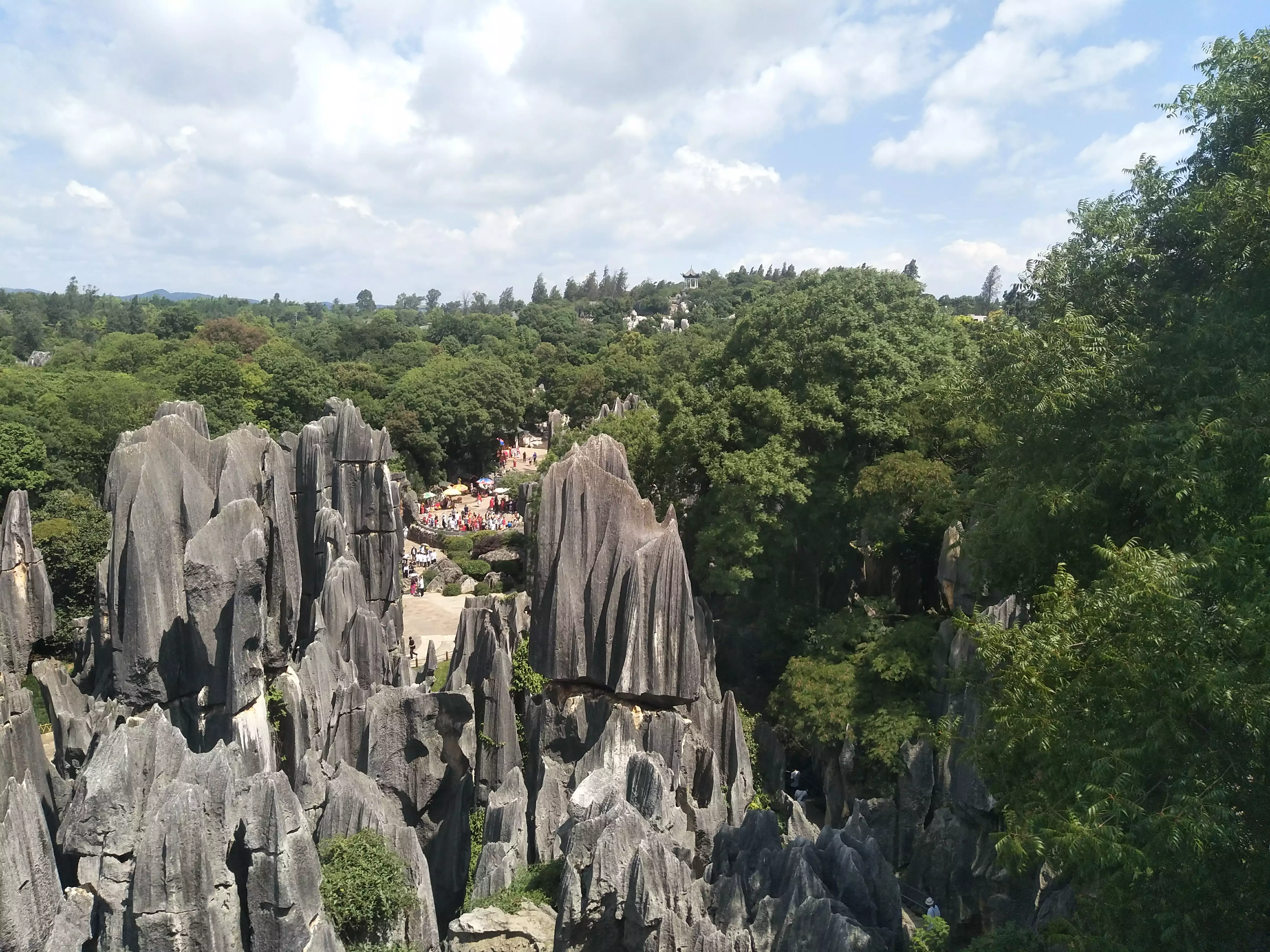 石林景区景点_攻略石林景区旅游路线_石林景区旅游攻略