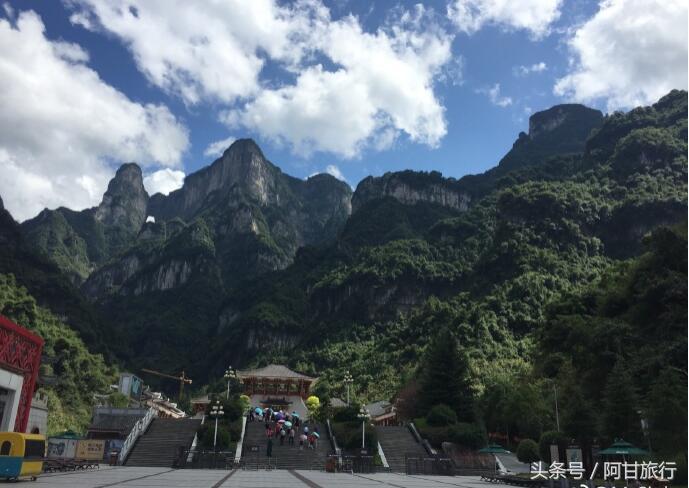 张家界天门山是什么样的山_张家界是天子山景区好玩还是天门山景区好玩_张家界国家森林公园和天门山哪个好玩