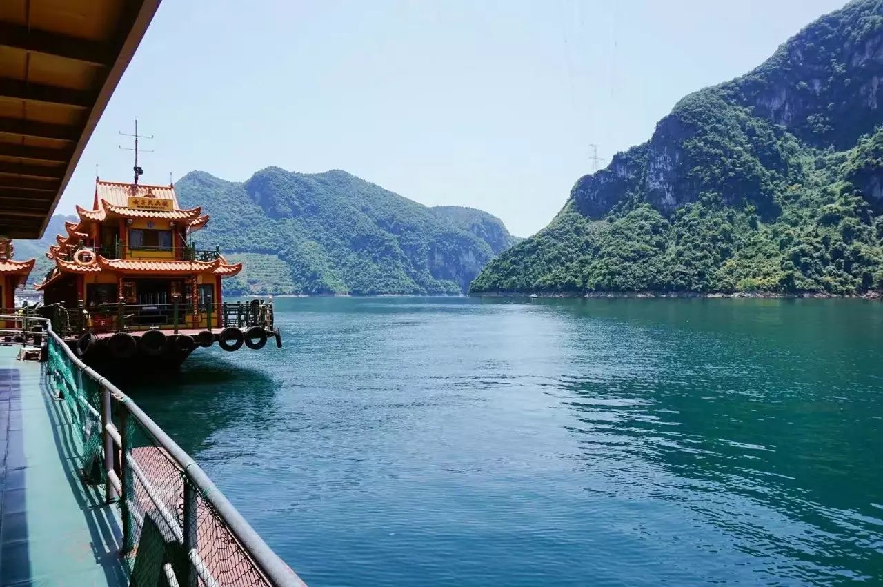 宜昌市区到朝天吼漂流路线_宜昌朝天吼漂流旅游攻略_宜昌朝天吼漂流需要带雨衣吗