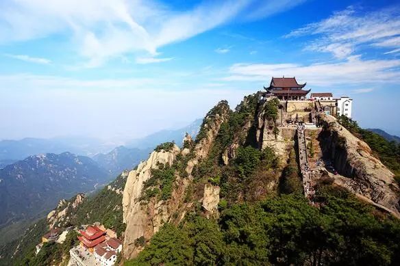 春节适合旅游的国内景点_国内风景好的旅游景点_国内过年去哪里旅游好