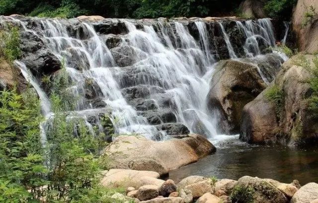 成都到蜀南竹海旅游攻略_宜兴竹海旅游攻略_南昌到南矶山旅游攻略