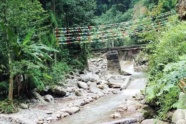 南昌到南矶山旅游攻略_宜兴竹海旅游攻略_成都到蜀南竹海旅游攻略