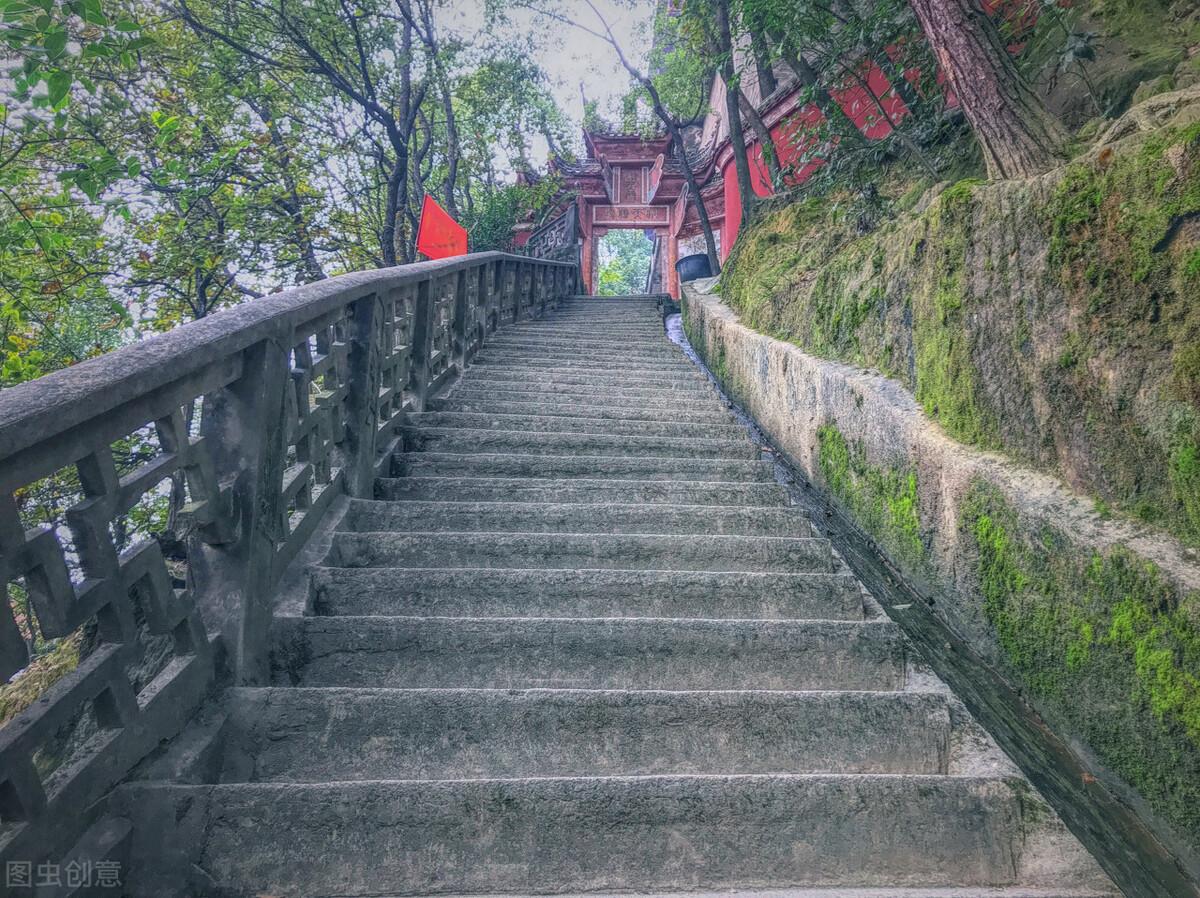 洛阳到老君山旅游攻略_洛阳老君山怎么上去_去洛阳老君山的攻略