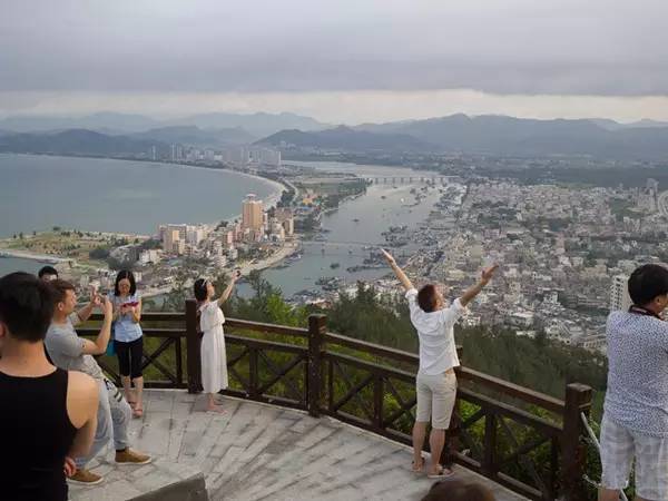 万科双月湾旅游攻略_惠州万科双月湾月半湾酒店_惠东双月湾旅游攻略