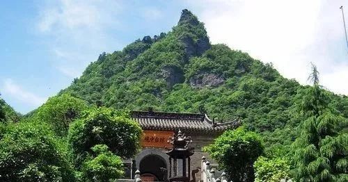 自驾武当山旅游攻略_贺州姑婆山 黄姚古镇自驾攻略_自驾九皇山二日游攻略