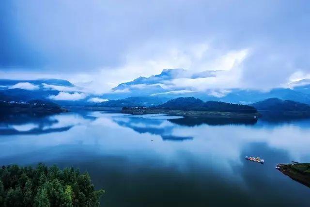 景德镇到婺源去三清山旅游攻略_西安去五台山旅游攻略_去洪雅旅游攻略