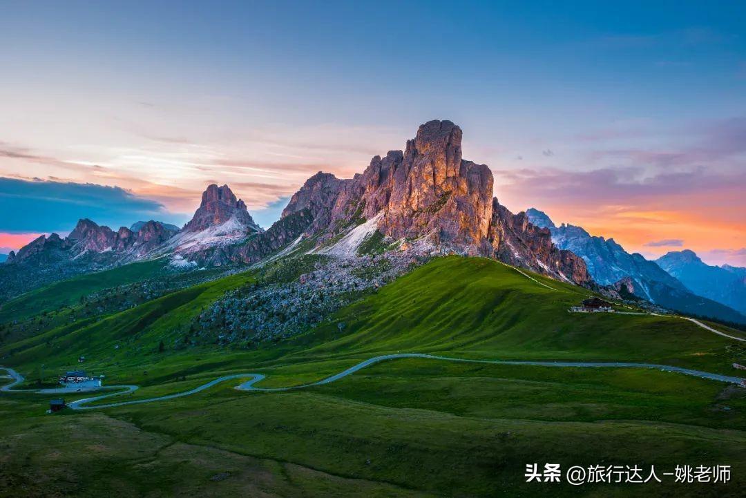 夏天去哪个国家旅游好_夏天国外旅游适合去的地方_夏天适合去哪里旅游国外