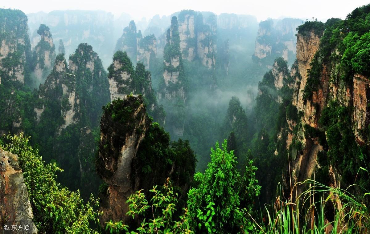 申论热点：降低景区票价乃至免费开放，必将给各大景区带来一定压力