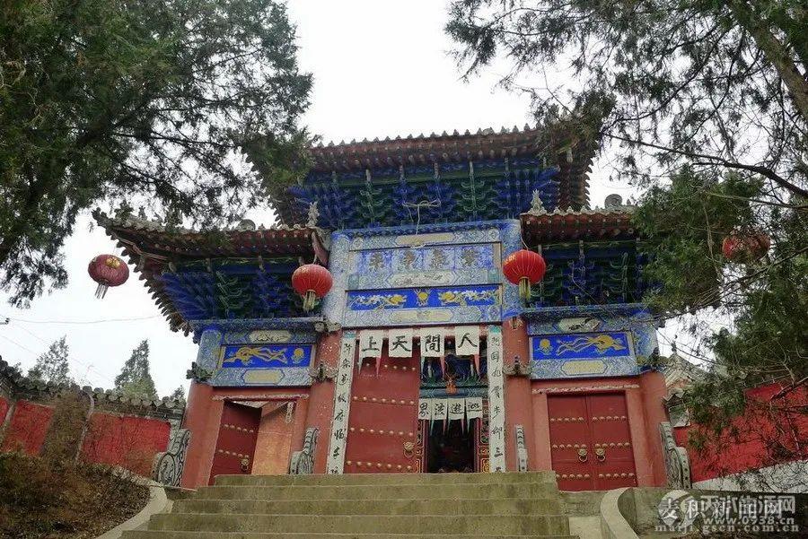 天水旅游必去景点麦积山_天水攻略旅游山去麦积山怎么走_去天水麦积山旅游攻略