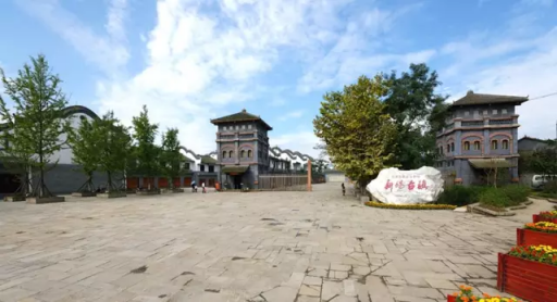 大邑鹤鸣山山崖营基地_大邑县的鹤鸣山_大邑鹤鸣山游玩攻略