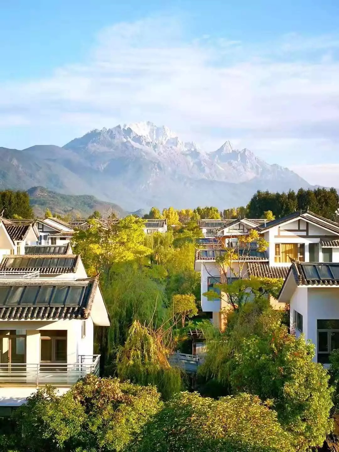 大邑县的鹤鸣山_大邑鹤鸣山游玩攻略_大邑鹤鸣山山崖营基地