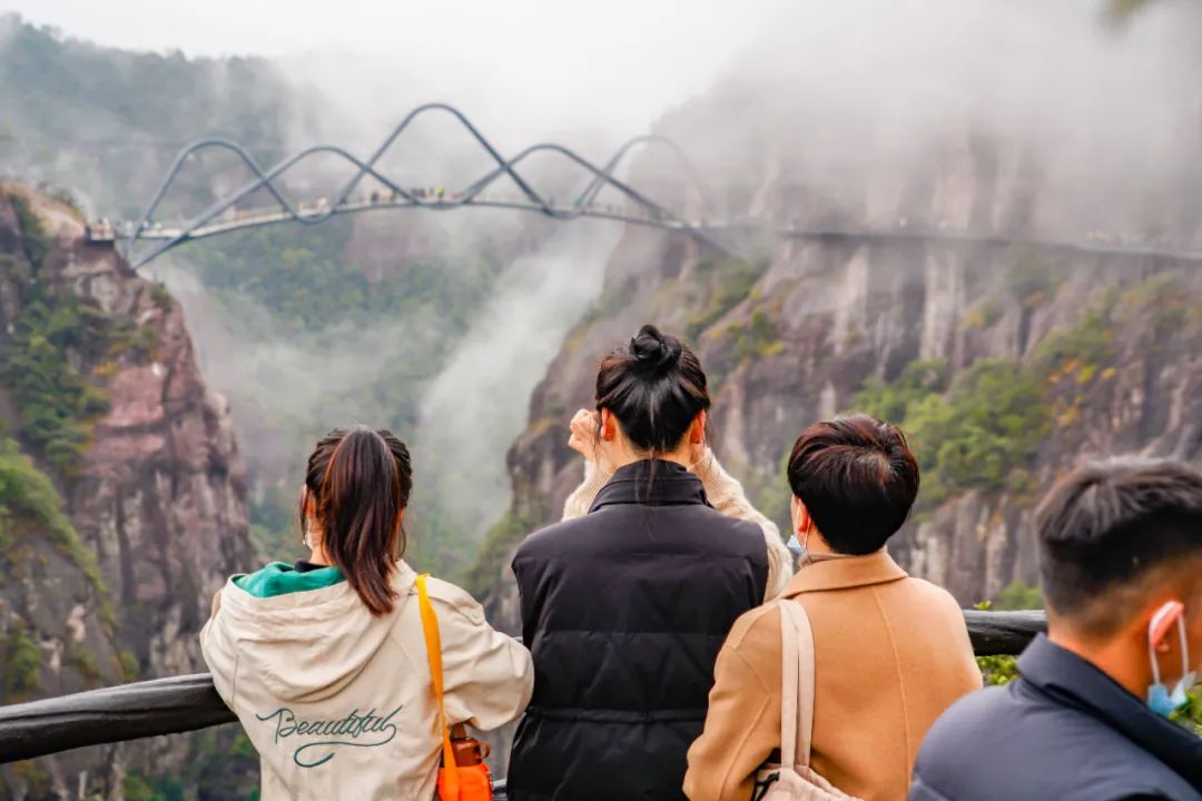 神仙居旅游攻略_甲居藏寨旅游攻略_普吉神仙半岛攻略