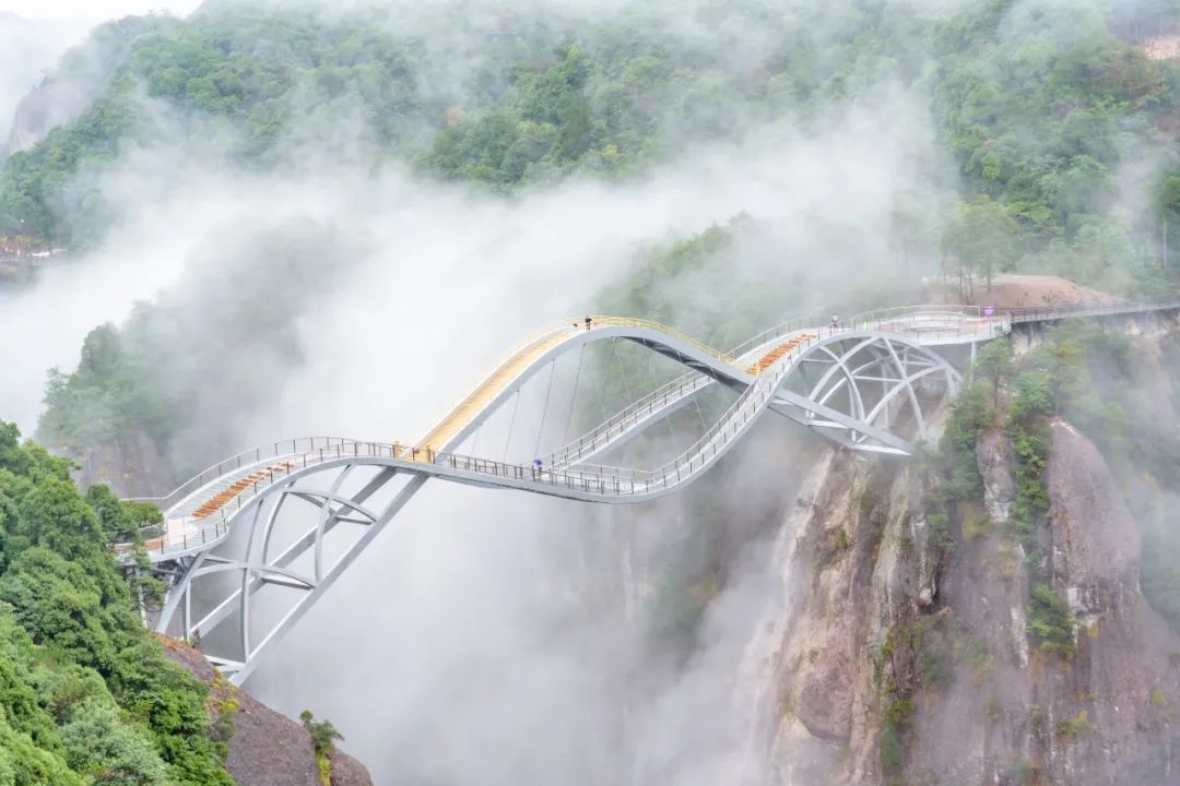 神仙居旅游攻略_甲居藏寨旅游攻略_普吉神仙半岛攻略