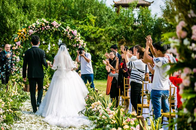 结婚旅游国内哪里好_国内旅游结婚_国内旅游结婚的十大圣地