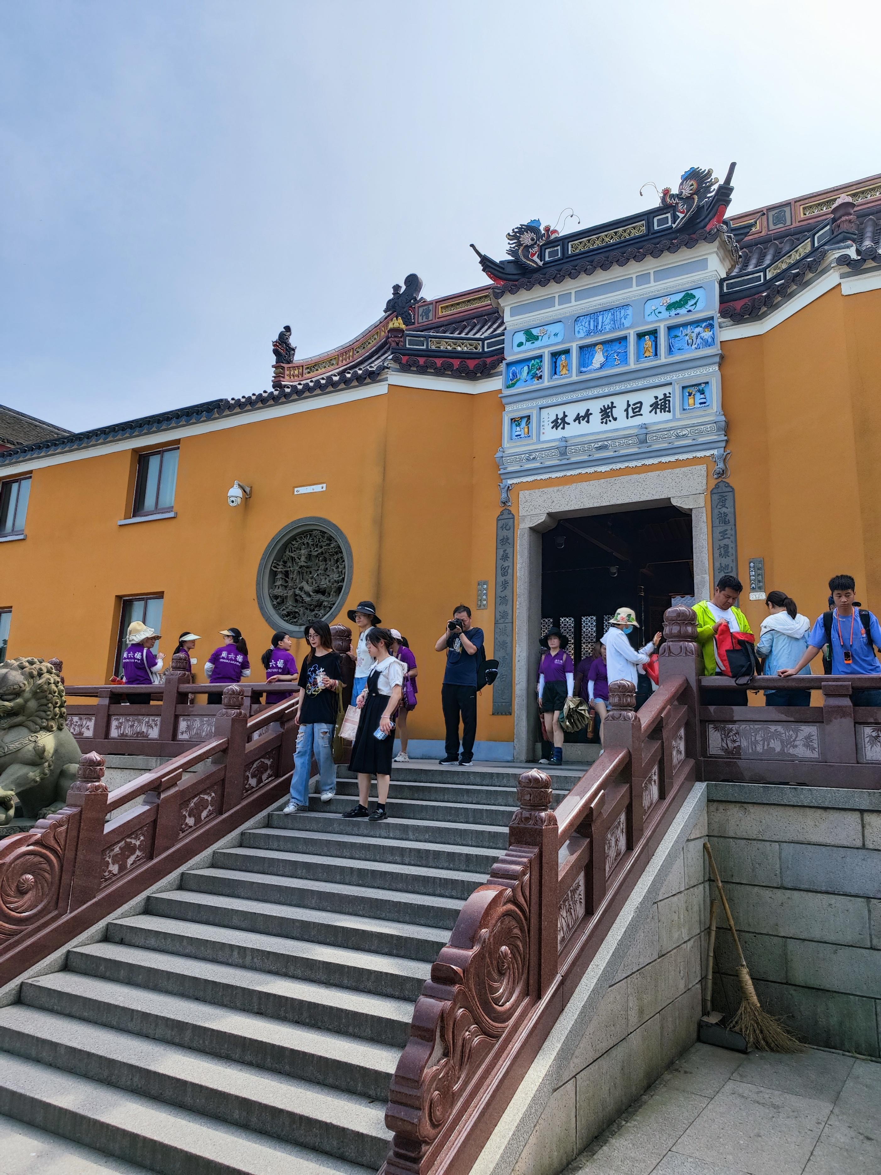 宁波普陀山老人孩子旅游攻略_普陀山老年人_宁波普陀山门票老年人优惠吗