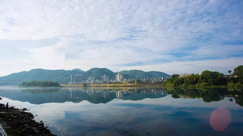 三日游旅游最佳景点4月_南方国内旅游景点双飞五日游路线_南方国际旅游