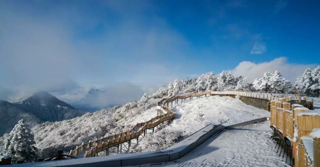 冬季四川峨眉山旅游攻略_冬季四川峨眉山旅游攻略_冬季四川峨眉山旅游攻略