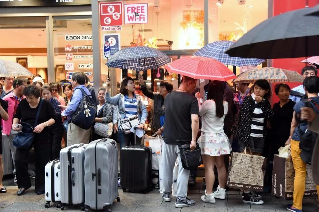 出国旅游个人怎么办签证_出国旅游个人登记表电子表格_一个人出国旅游