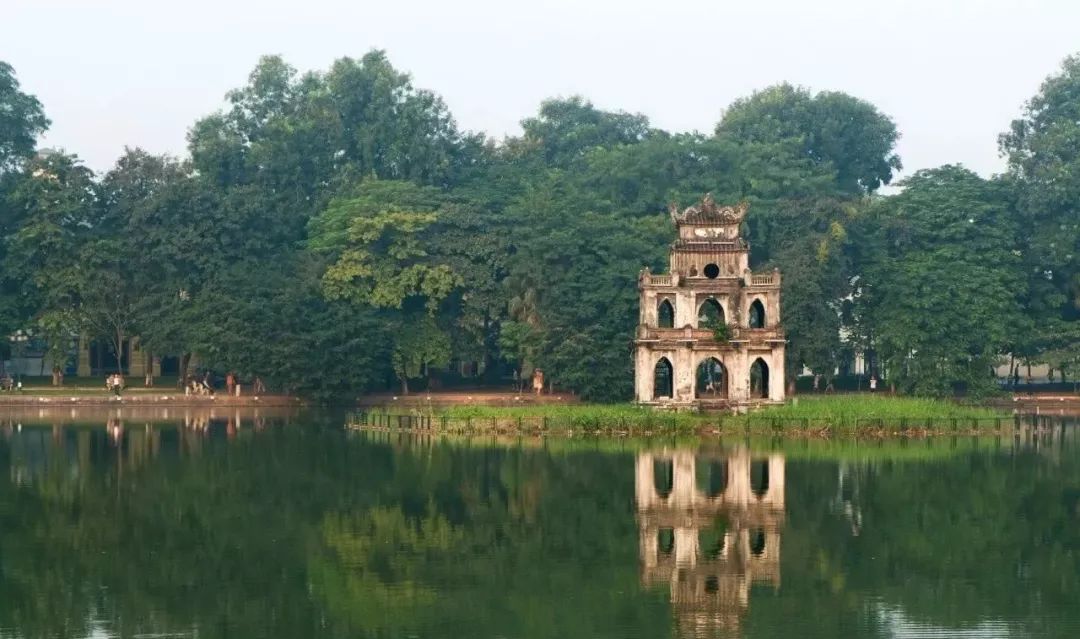 出国旅游护照图片_旅游护照图片_探亲护照和旅游护照