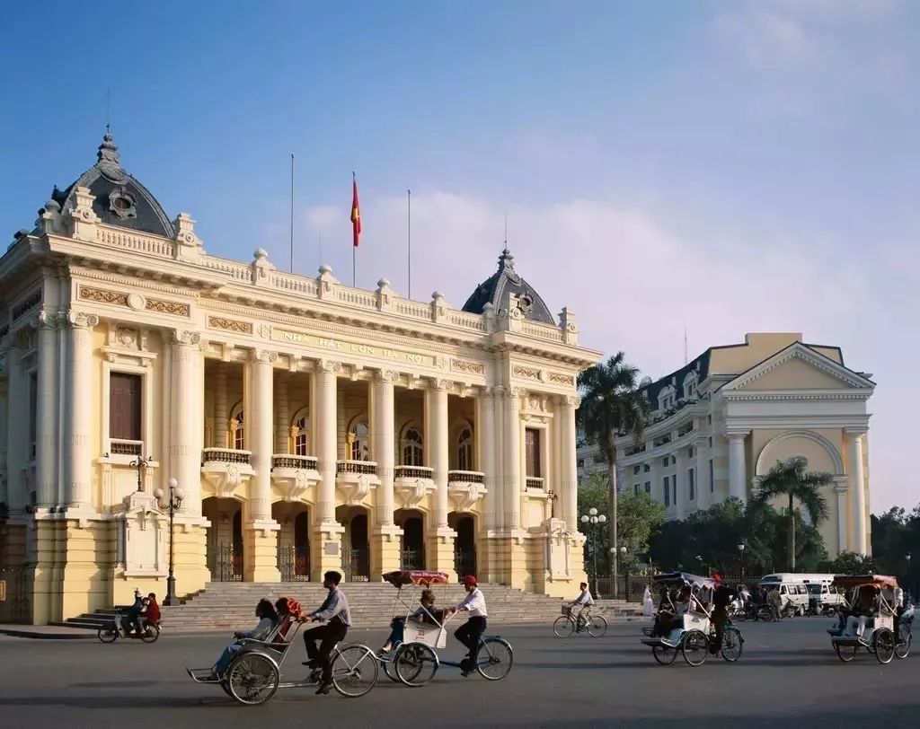 探亲护照和旅游护照_出国旅游护照图片_旅游护照图片