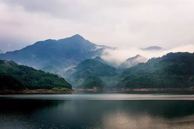 峨眉乐山大佛旅游攻略_成都自驾峨眉山旅游攻略_成都自驾贵阳旅游攻略