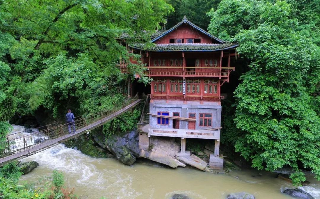 成都自驾贵阳旅游攻略_成都自驾峨眉山旅游攻略_峨眉乐山大佛旅游攻略