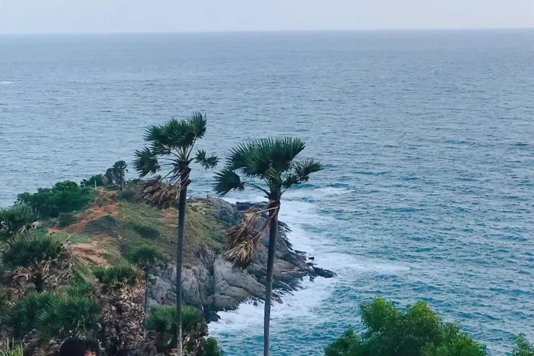 带父母出国旅游去哪里_带父母出国旅游该注意哪些事项_暑假想带父母出国游去哪里玩好