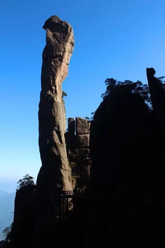 安徽省三清山介绍_安徽三清山旅游攻略_三清山在安徽什么地方