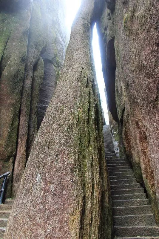 安徽三清山旅游攻略_安徽省三清山介绍_三清山在安徽什么地方