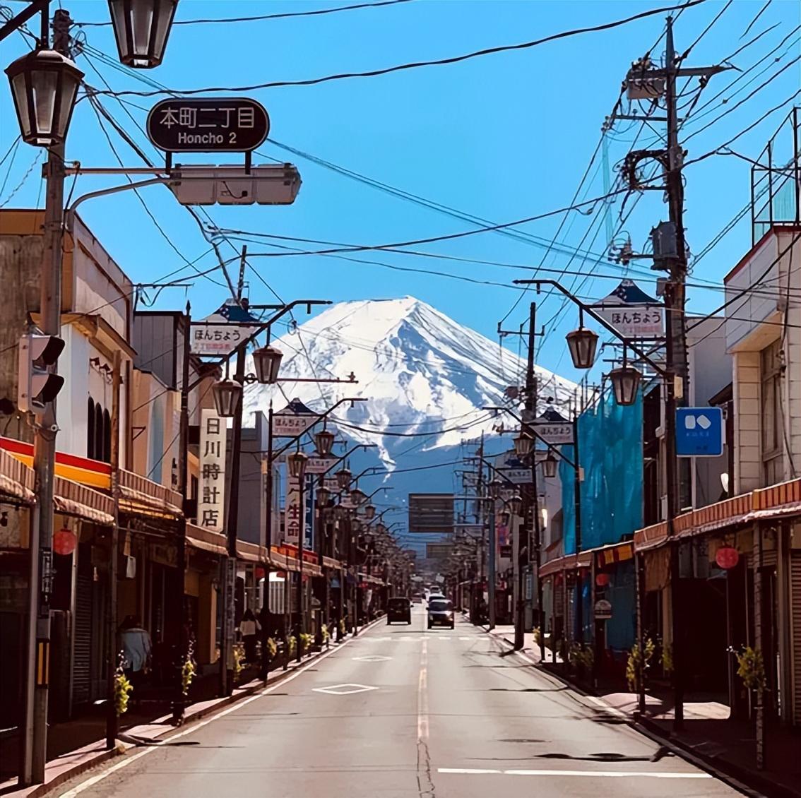 国外旅游去哪里_国外旅游去哪里比较好玩又便宜_去国外哪旅游