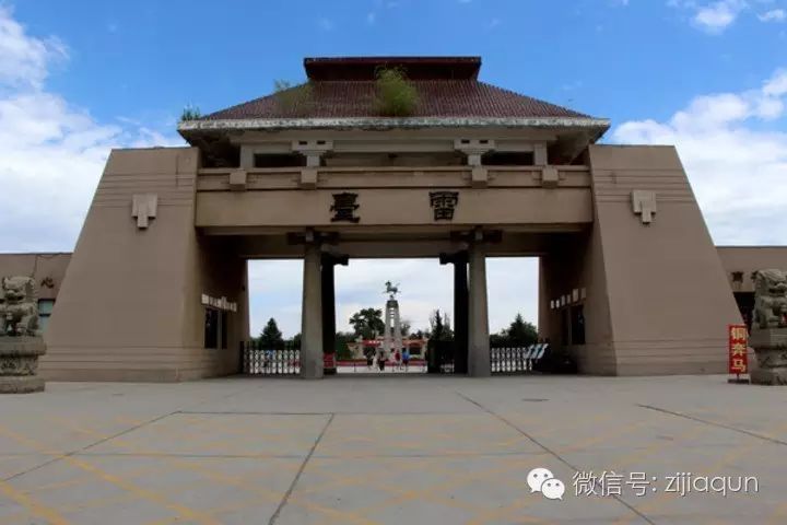 吉林长白山旅游攻略_阿拉善盟沙漠旅游攻略_巴丹吉林沙漠旅游攻略