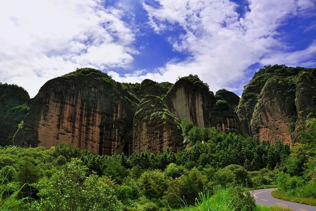 好玩景点庐山景区推荐_庐山好玩的景点_庐山值得游玩的景点