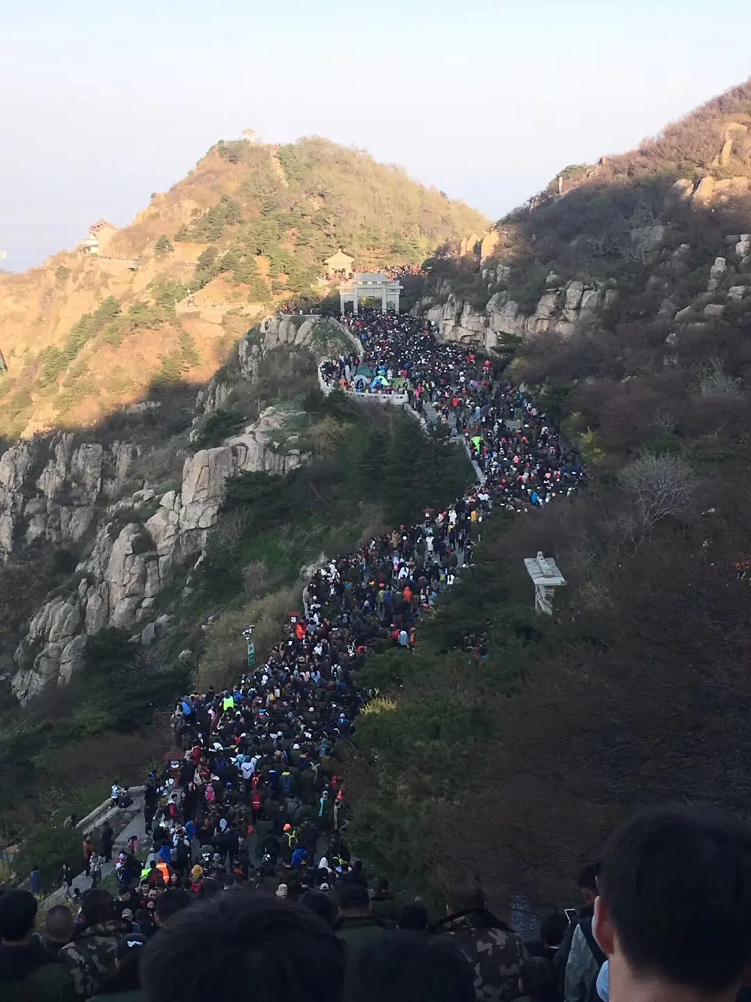 泰安哪里好玩有情调_新乡有哪些景点比较好玩,有漂流_五一泰安有什么好玩的景点