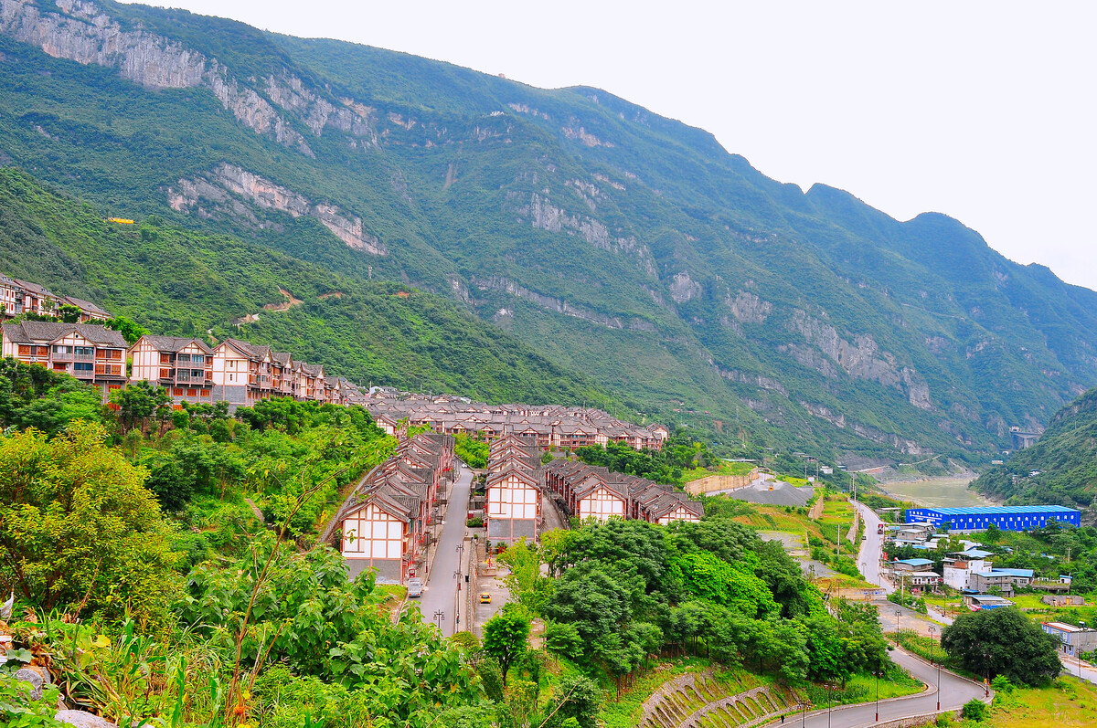 黔南旅游攻略_黔南旅游景点攻略_黔南旅游攻略景点必去