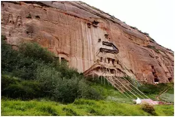 马蹄寺石窟旅游攻略_马蹄寺石窟简介_马蹄寺景区攻略