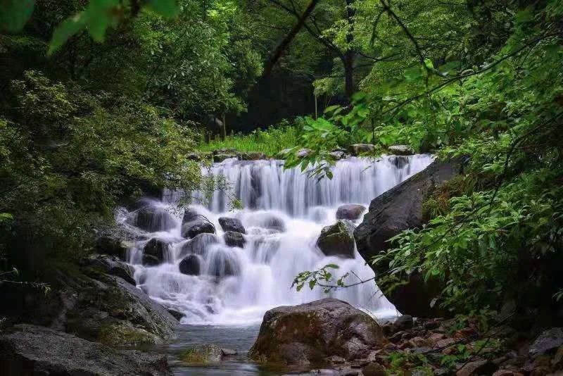 白云旅游区_白云旅游路线_白云源旅游攻略