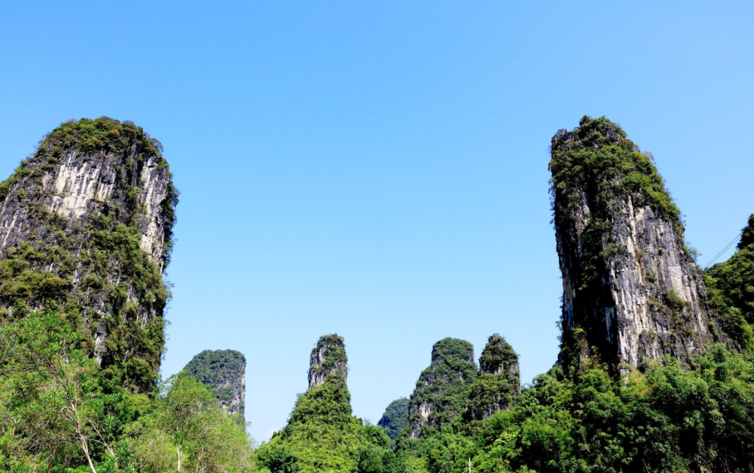 海南五指山旅游攻略_海南景区旅游攻略_五指石风景区旅游攻略