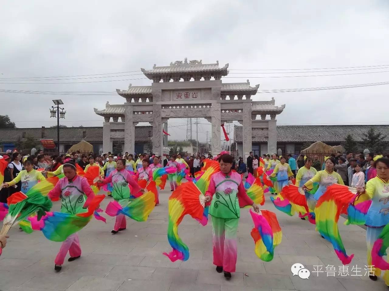 湘西凤凰古城旅游攻略_魅力湘西凤凰古城_湘西土家族苗族自治州凤凰古城